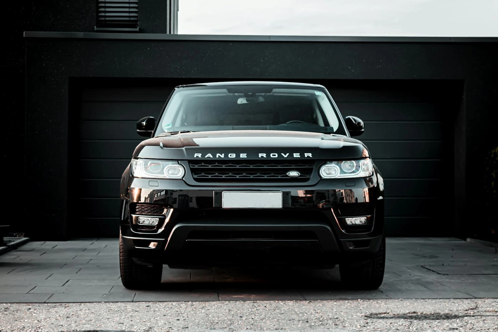 Showroom Cleaning Services